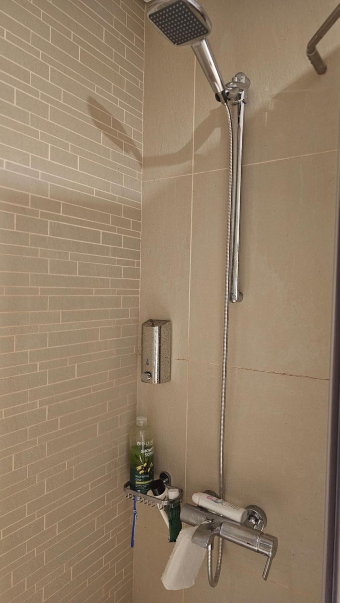 Luxury In Al Reem Island Abudhabi Julphar Tower Next To Al Reem Mall And Galleria Mall And The Abu Dhabi