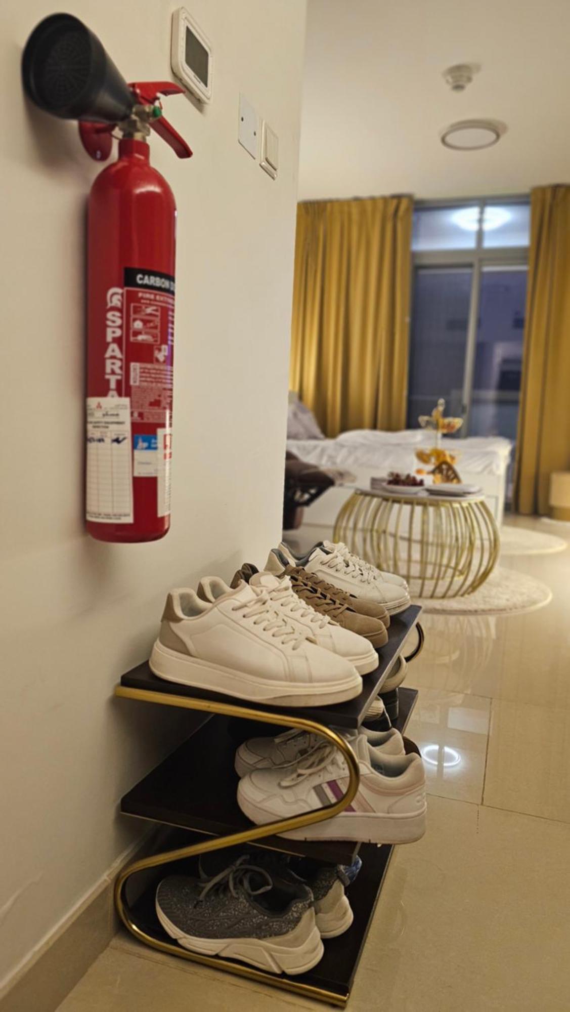 Luxury In Al Reem Island Abudhabi Julphar Tower Next To Al Reem Mall And Galleria Mall And The
